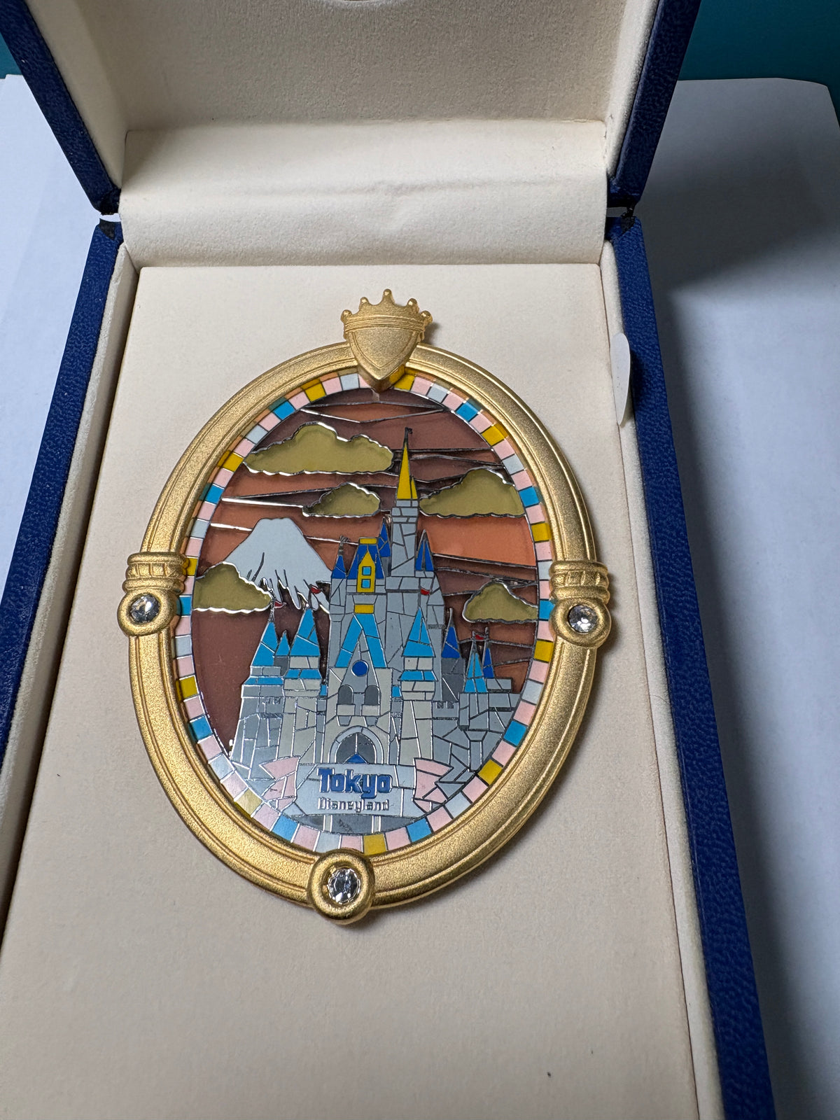 Tokyo Disneyland - Magic Kingdom Castle Windows Series - Boxed Jumbo - Stained Glass Edition