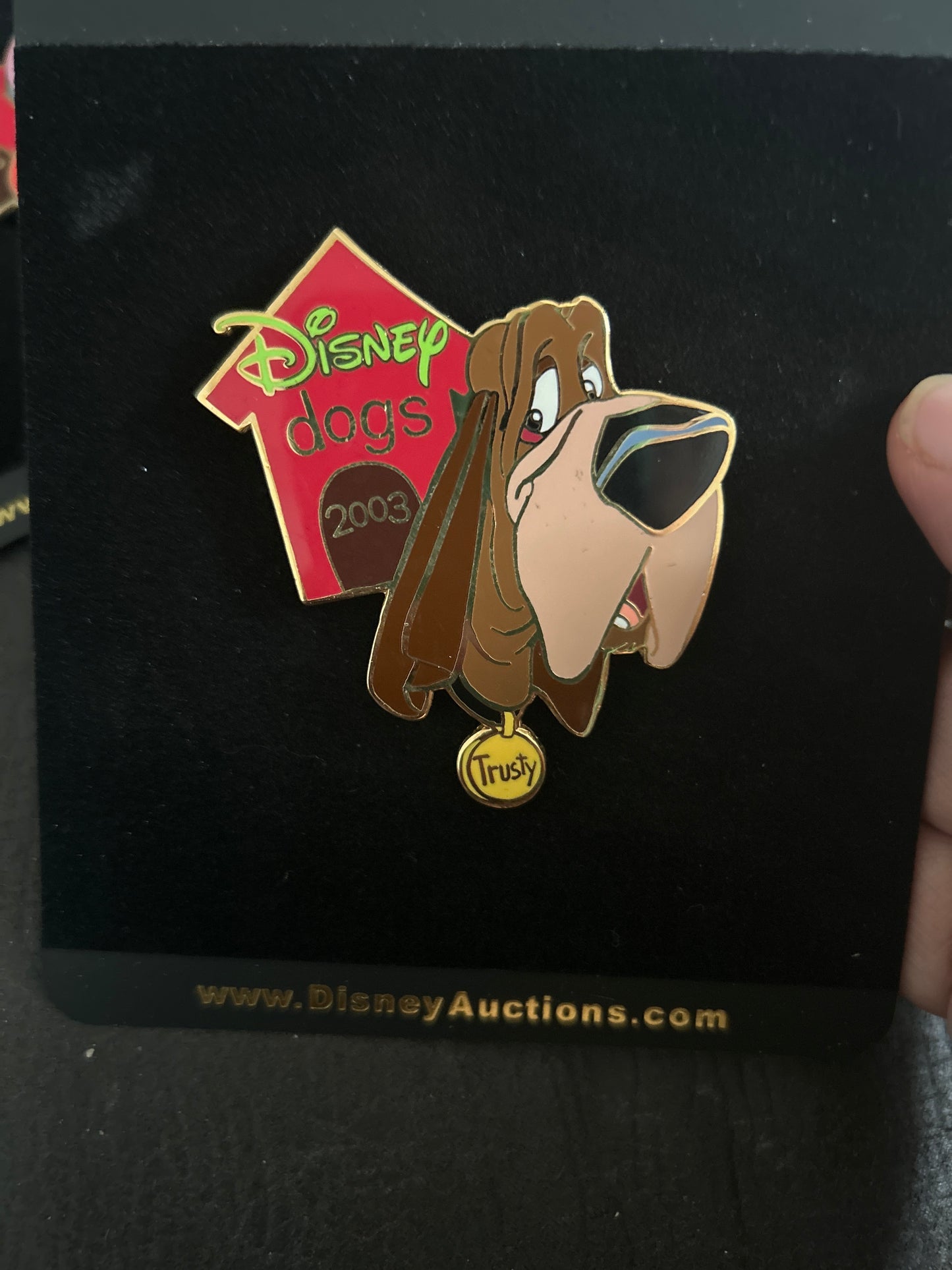 Disney Auctions 2003 Disney Dogs Trusty