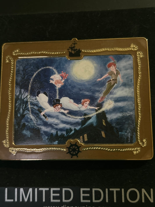 Disney Shopping Peter Pan Wendy Micheal John jumbo easel