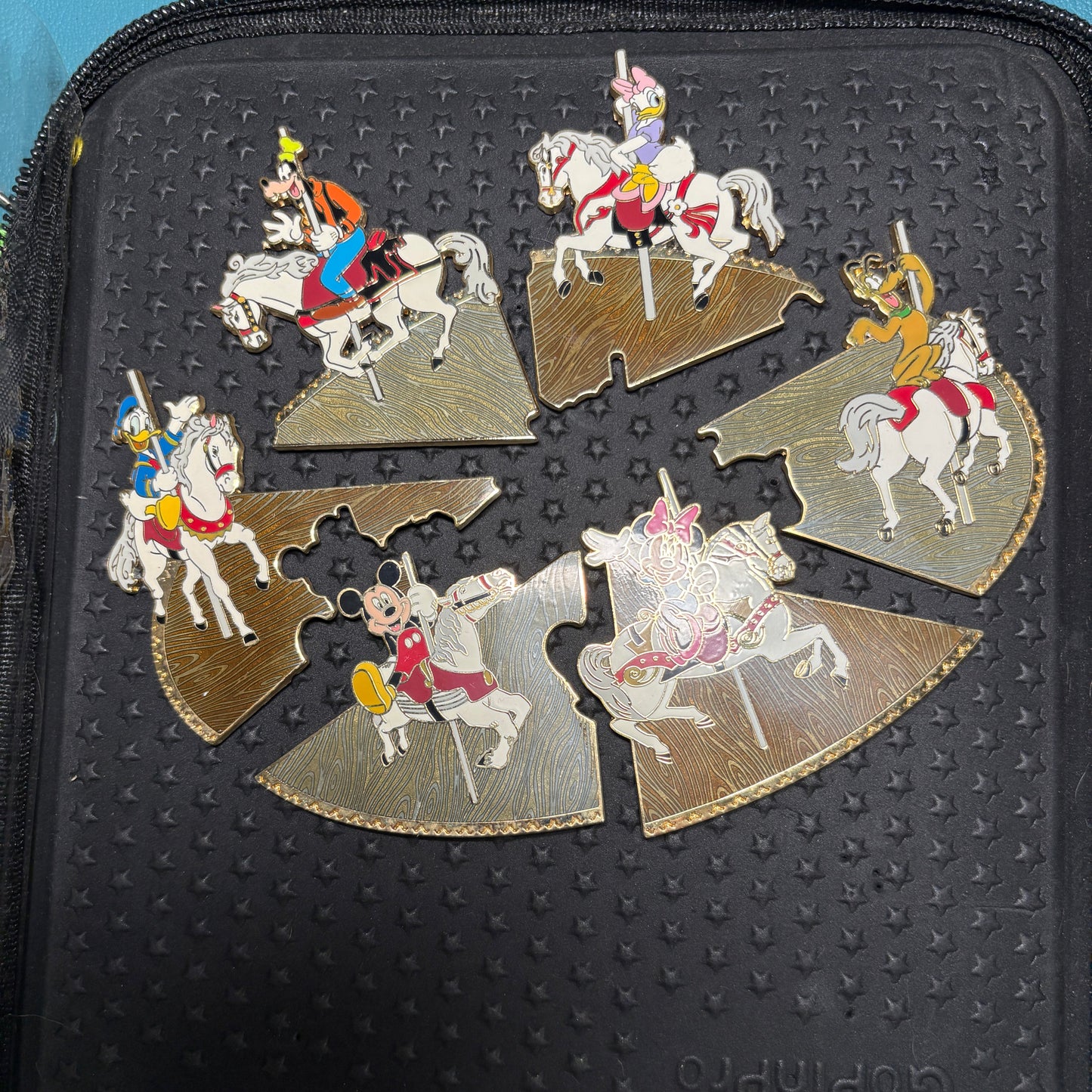 Merry Go Round Carousel Set Minnie Mickey Daisy Donald Pluto Goofy  SET of 6