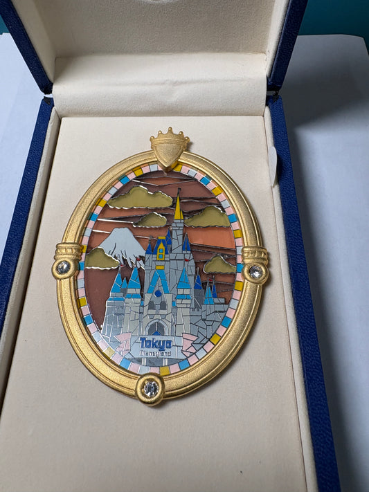 Tokyo Disneyland - Magic Kingdom Castle Windows Series - Boxed Jumbo - Stained Glass Edition