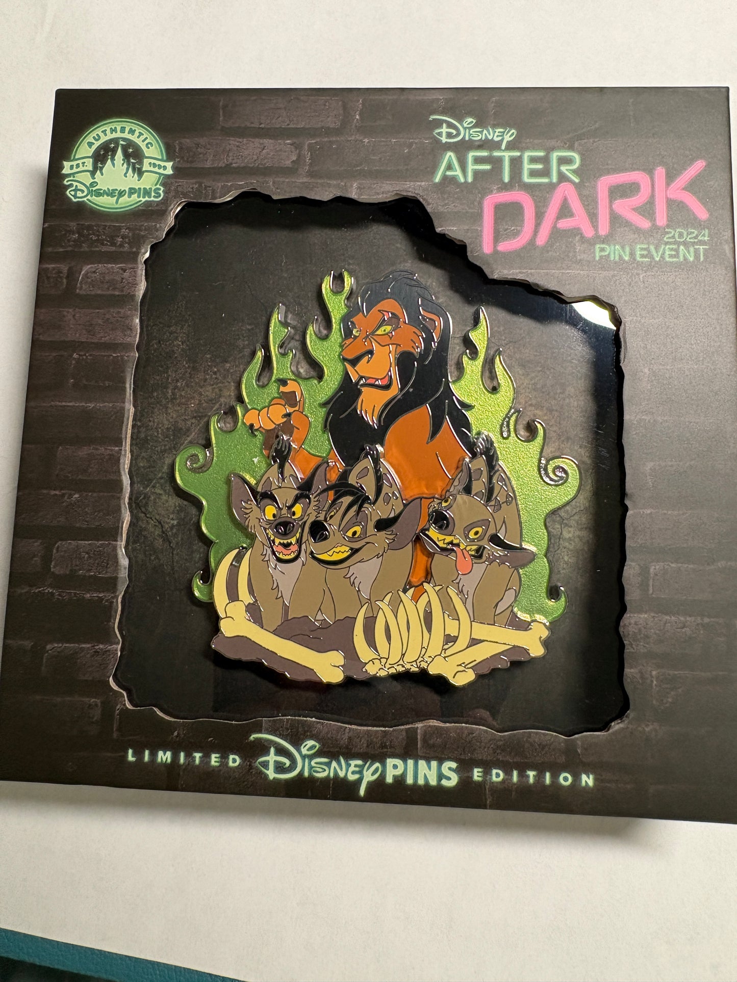 Scar and Hyenas Disney Villains Cluster SEALED