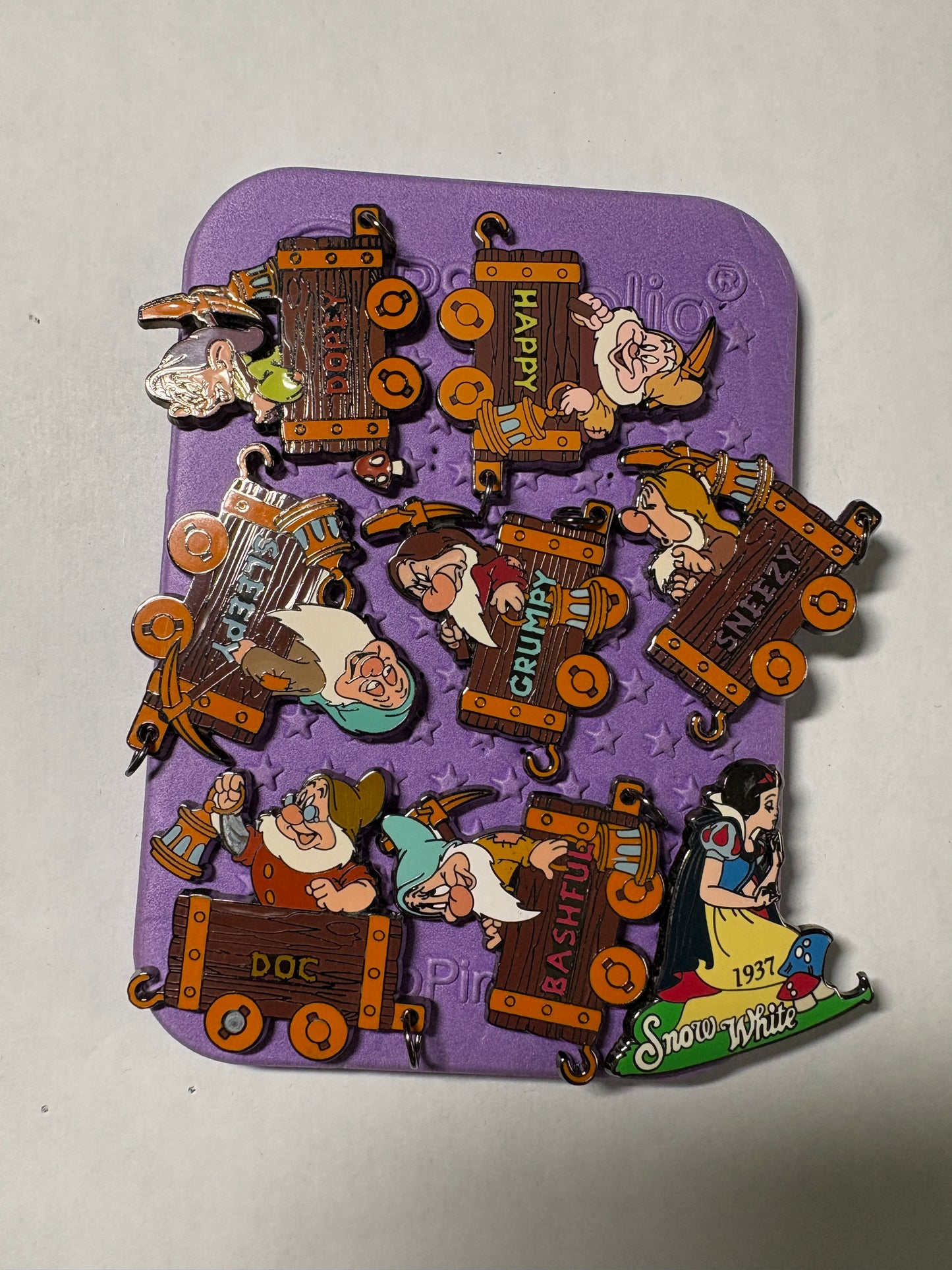 Seven Dwarfs Mine Car & Snow White